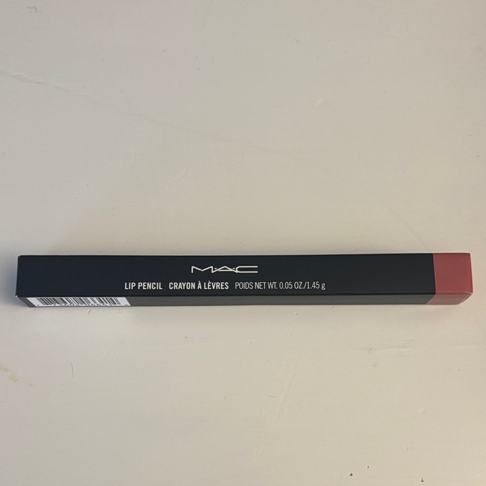 NWT MAC Lip Pencil in shade dervish